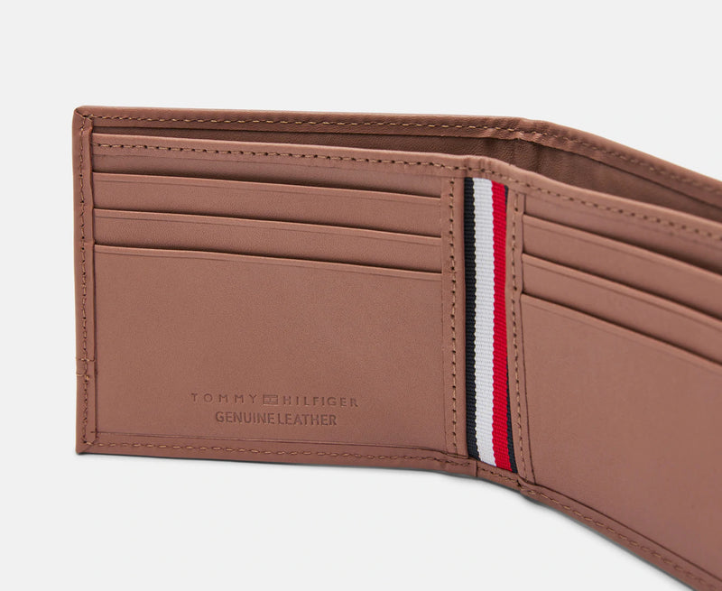 Tommy Hilfiger Essential Mini Bifold Leather Wallet - Tan/Brown